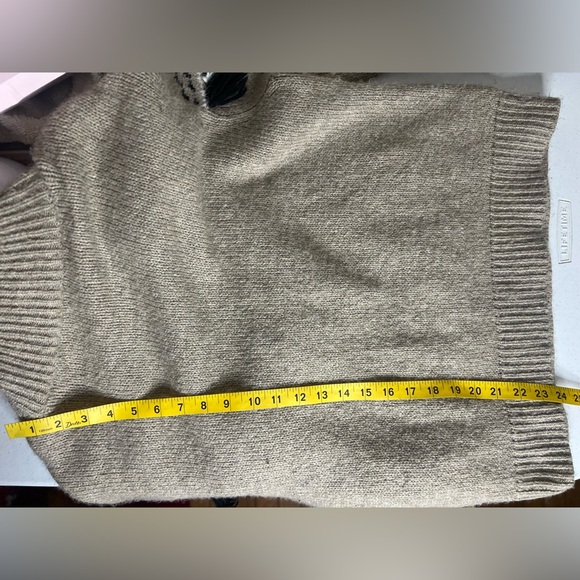 Lou & Grey LOFT Sweater Beige Turtleneck Fair Isle Fringe Sz Large - Picture 6 of 7